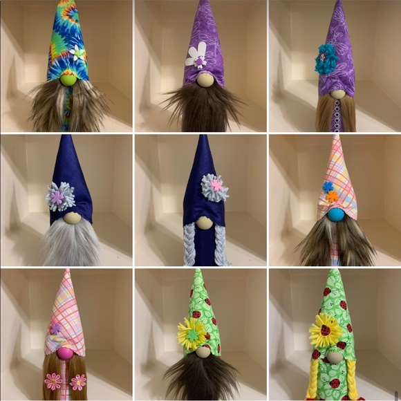 🔴SOLD OUT🔴 Adorable GNOMES - Picture 7 of 9